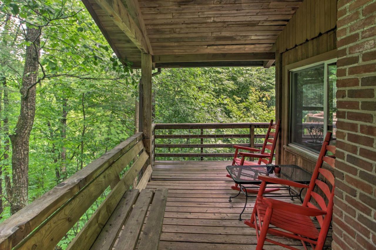 Secluded Stanardsville Cabin With 10 Acres And Hot Tub Esterno foto