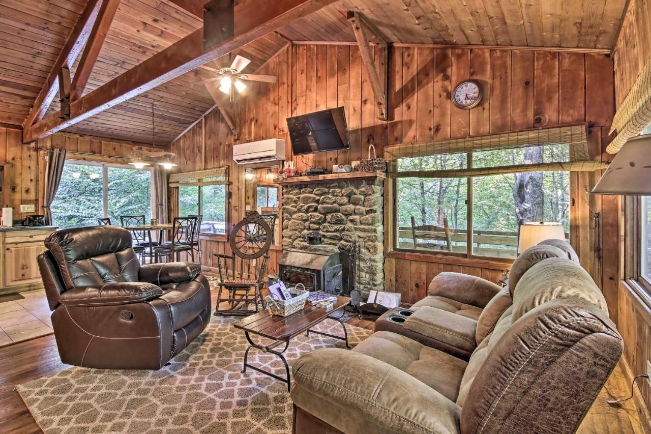 Secluded Stanardsville Cabin With 10 Acres And Hot Tub Esterno foto