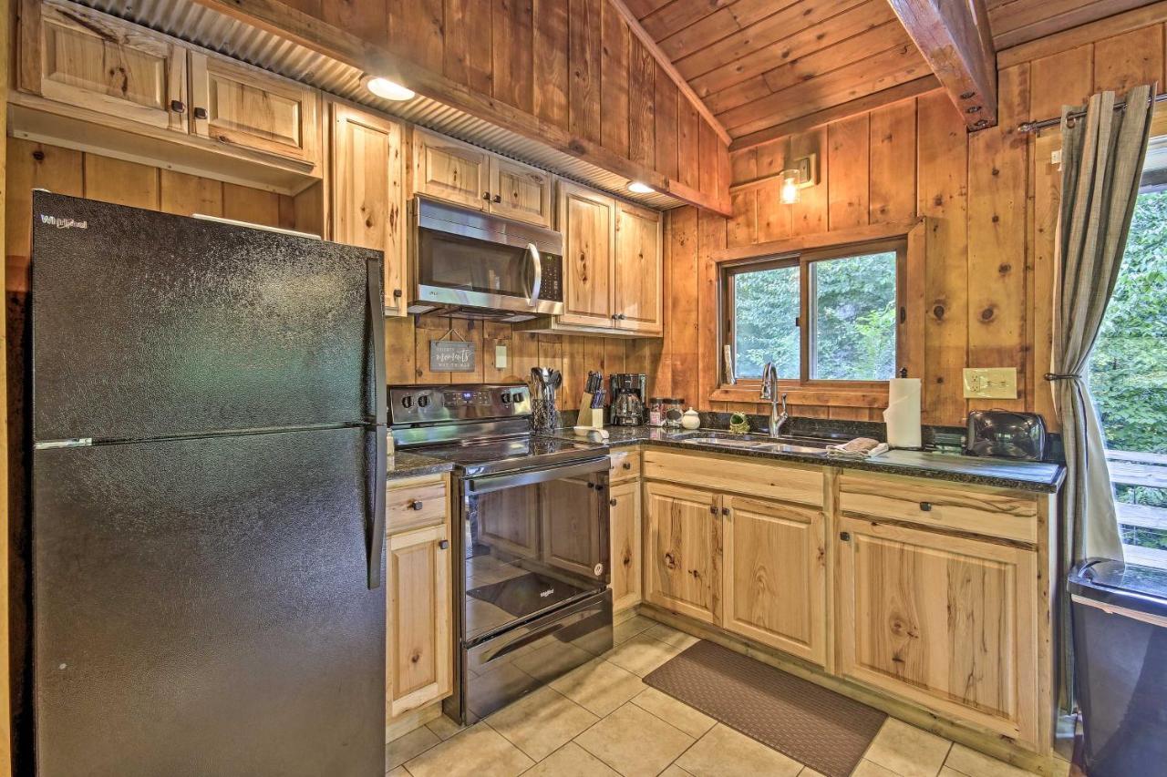 Secluded Stanardsville Cabin With 10 Acres And Hot Tub Esterno foto