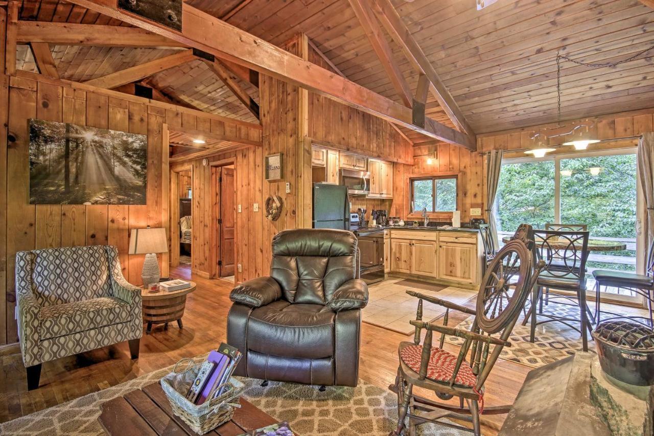 Secluded Stanardsville Cabin With 10 Acres And Hot Tub Esterno foto